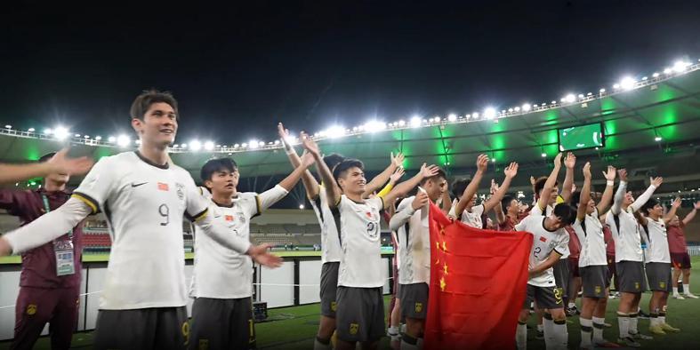 pulse-kaiyun.com-安东尼奥帮邵佳一练兵！徐彬可顶替王上源 李昊替老颜 彭啸替魏震