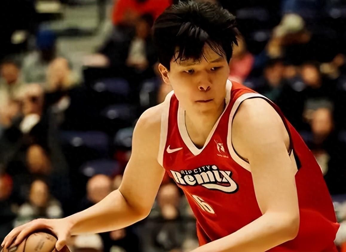 开云体育app-16投14中,砍31+8!杨瀚森最强一战,斯普利特该给机会了